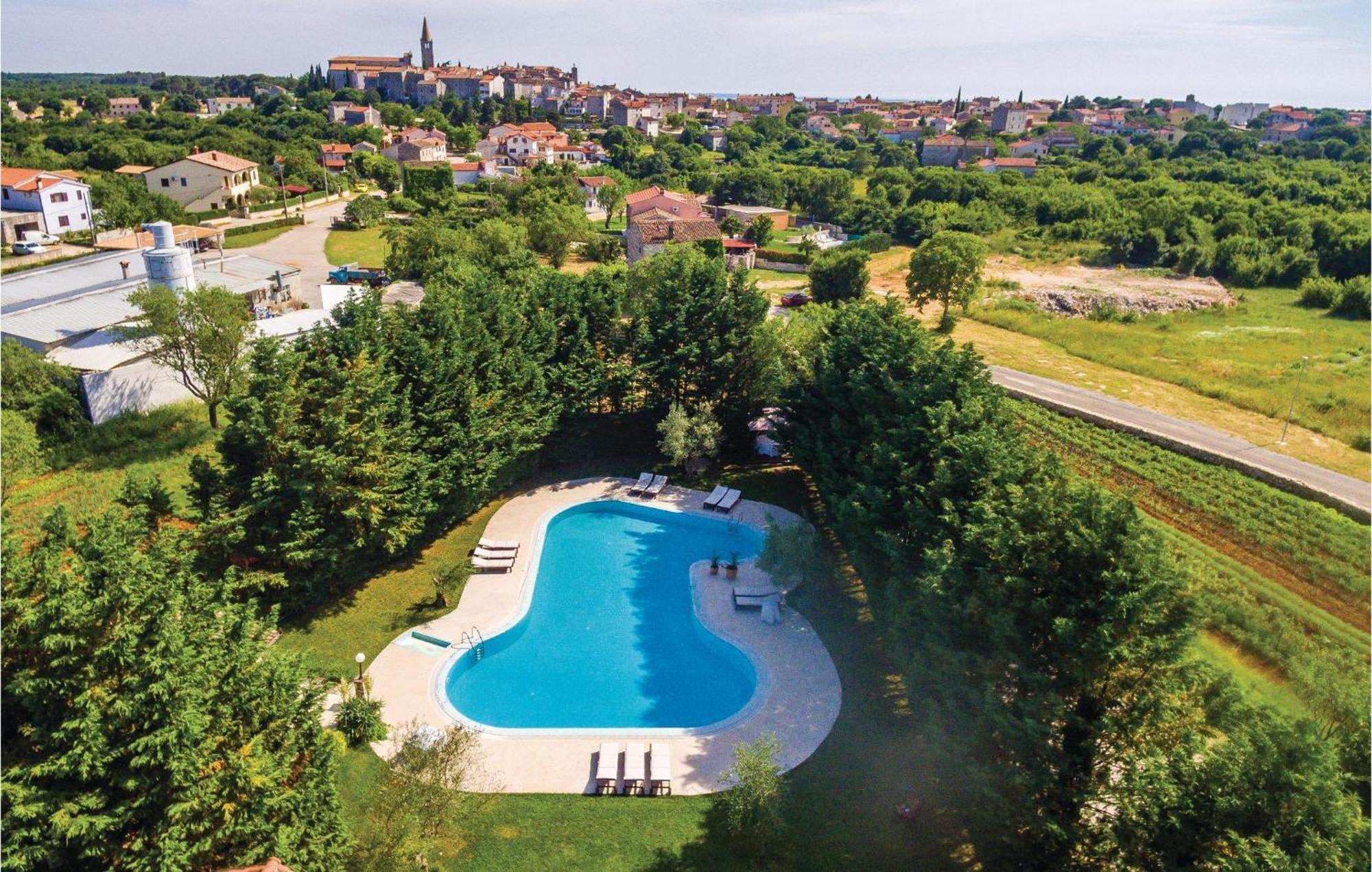 Nice Home In Bale With House A Panoramic View Εξωτερικό φωτογραφία
